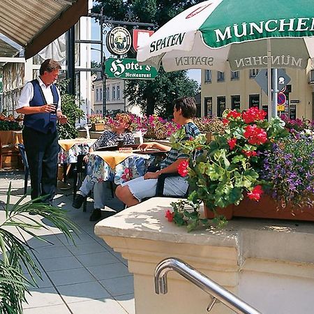 Hotel - Restaurant Kurhaus Klotzsche เดรสเดน ภายนอก รูปภาพ