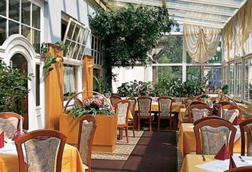 Hotel - Restaurant Kurhaus Klotzsche เดรสเดน ภายนอก รูปภาพ