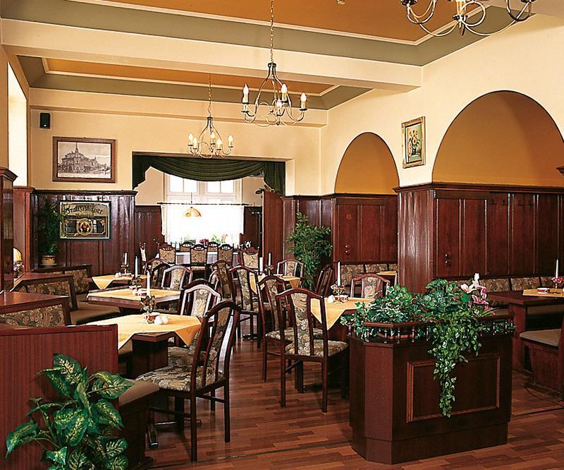 Hotel - Restaurant Kurhaus Klotzsche เดรสเดน ภายนอก รูปภาพ